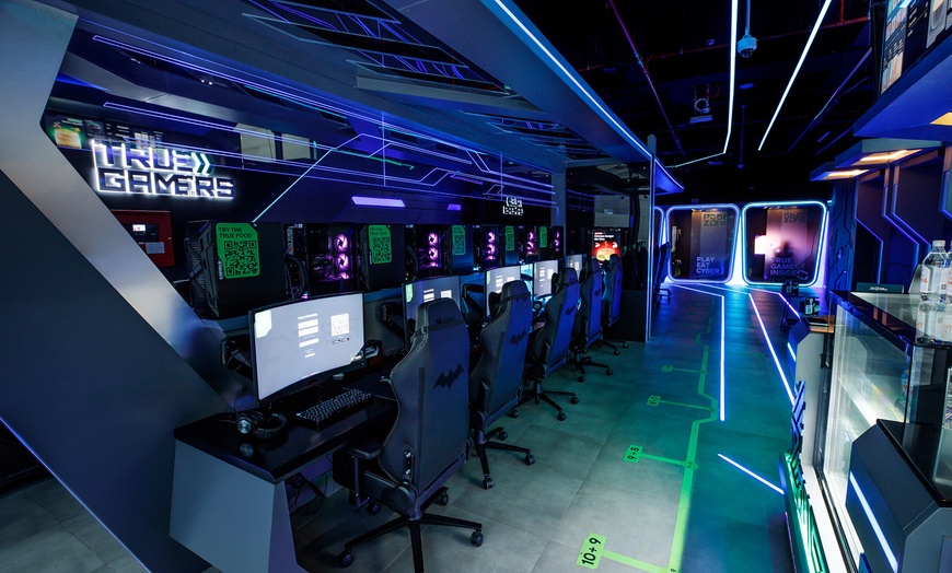 Image 5: Unleash Your Gaming Potential at the Largest Esports Hub in the UAE!