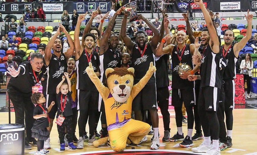 Image 2: London Lions Basketball
