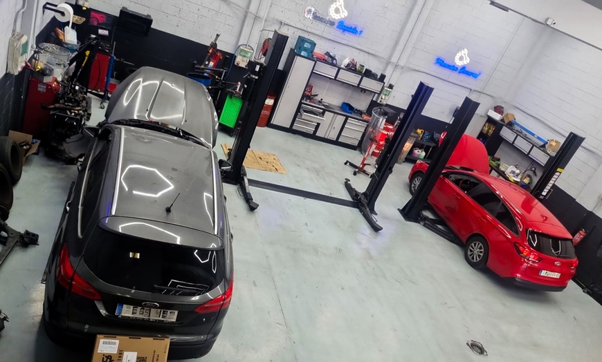 Image 5: Cambio de aceite 10w40 y filtros a elegir con revisión pre-ITV