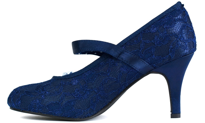 Image 13: Women's Floral Lace Shoes