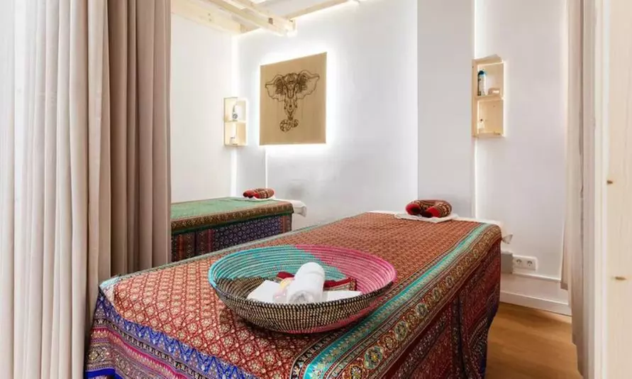 Ritual en pareja en sala VIP con masajitas tailandesas tituladas