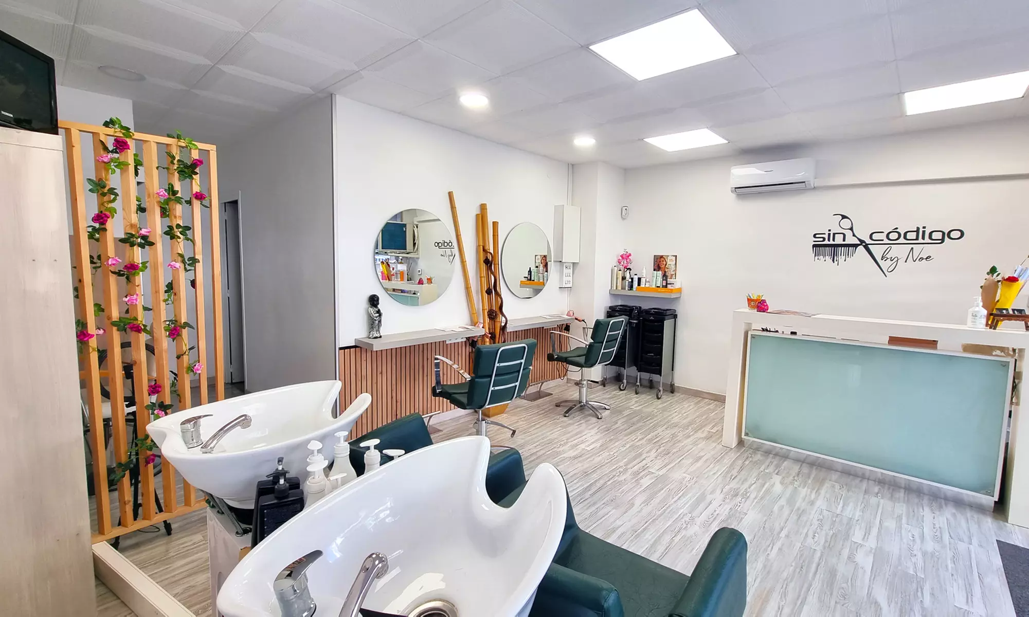 Sesión de peluquería con lavado, corte, secado y opción a extras