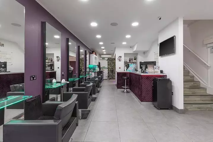 Wash, Cut & Blow-dry With/Without Highlights at Millionhairs London