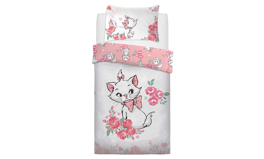 Image 4: Disney® Reversible Duvet Set