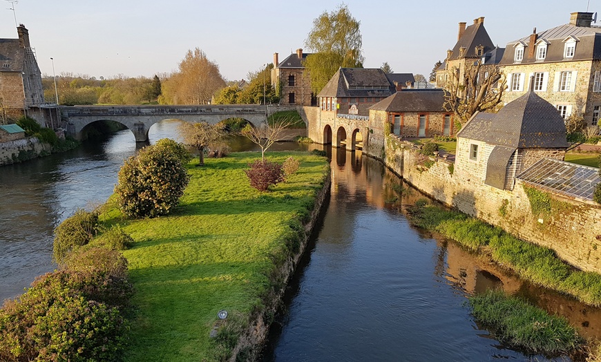 Image 3: Mont Saint-Michel | Best Western Moulin de Ducey 3*