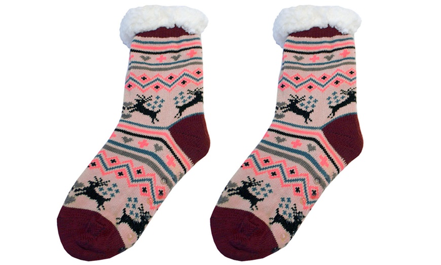 Image 14: Festive Warm Sherpa Fur Slipper Socks