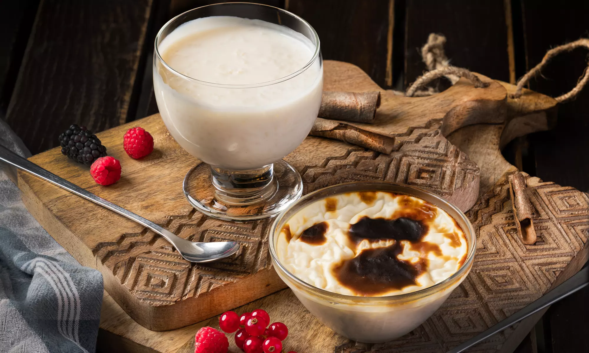 Ein Humus-Gericht nach Wahl inklusive ein Dessert für 1, 2 od. 4 Pers.