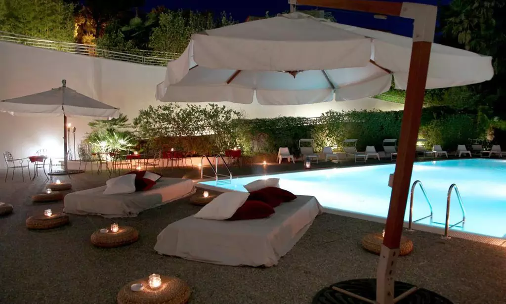 Puglia 4*: camera matrimoniale con colazione, mezza pensione e Spa