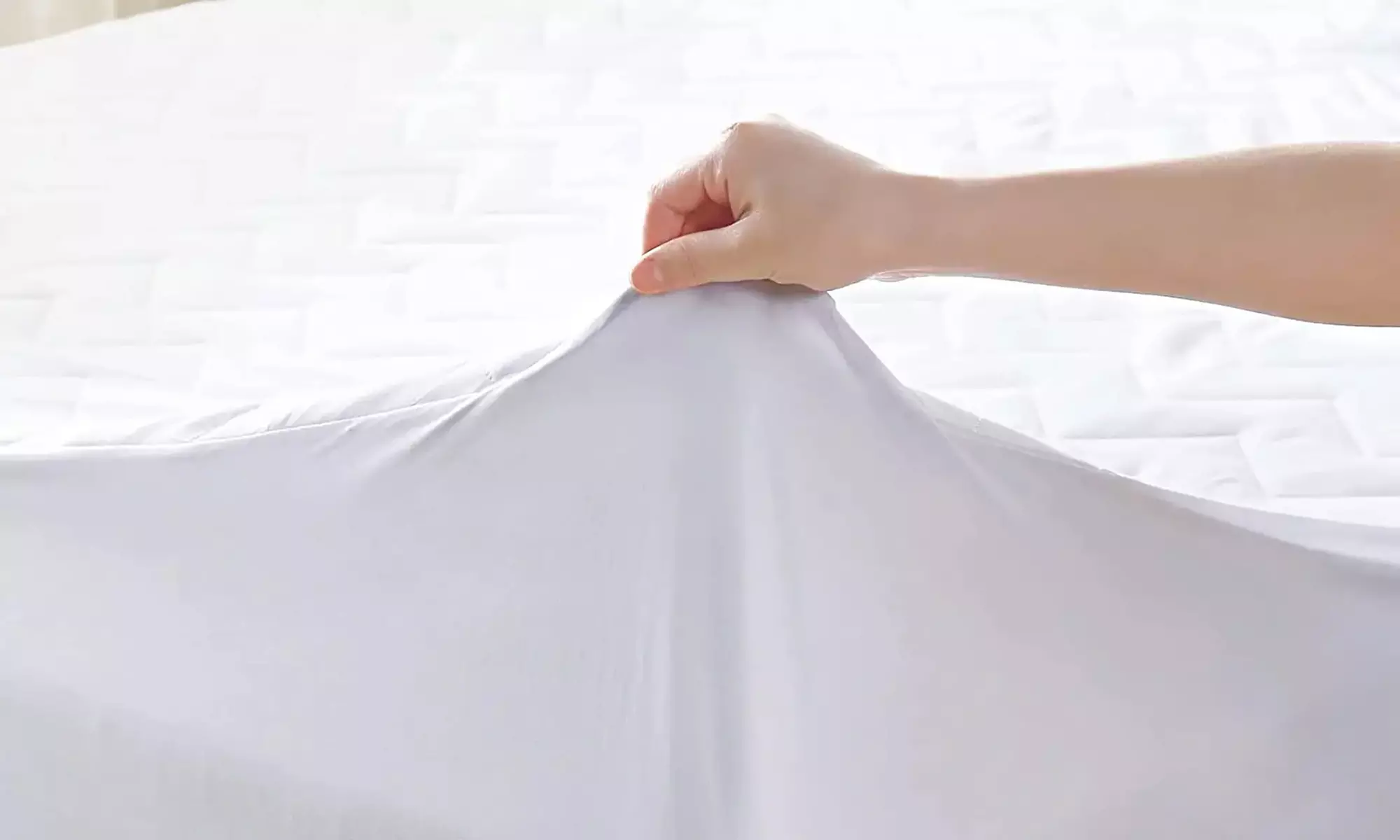 ZIGZAG gesteppter Matratzenbezug in der Größe nach Wahl - Second Medium