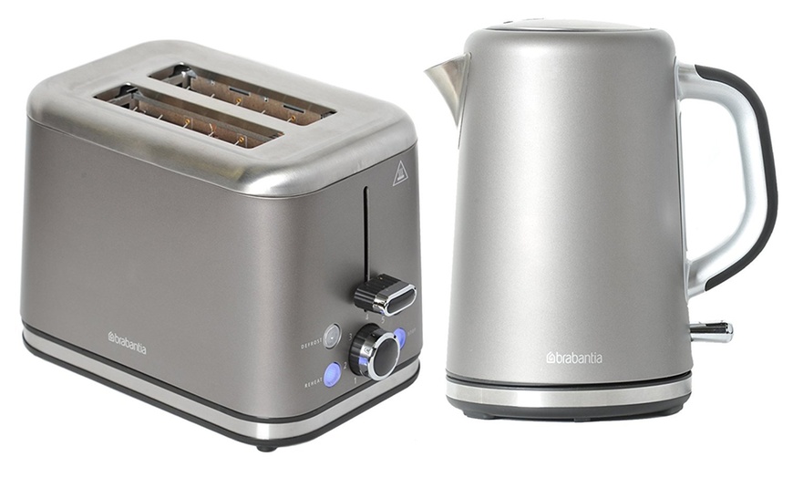 Image 3: Brabantia Kettle and Toaster Set