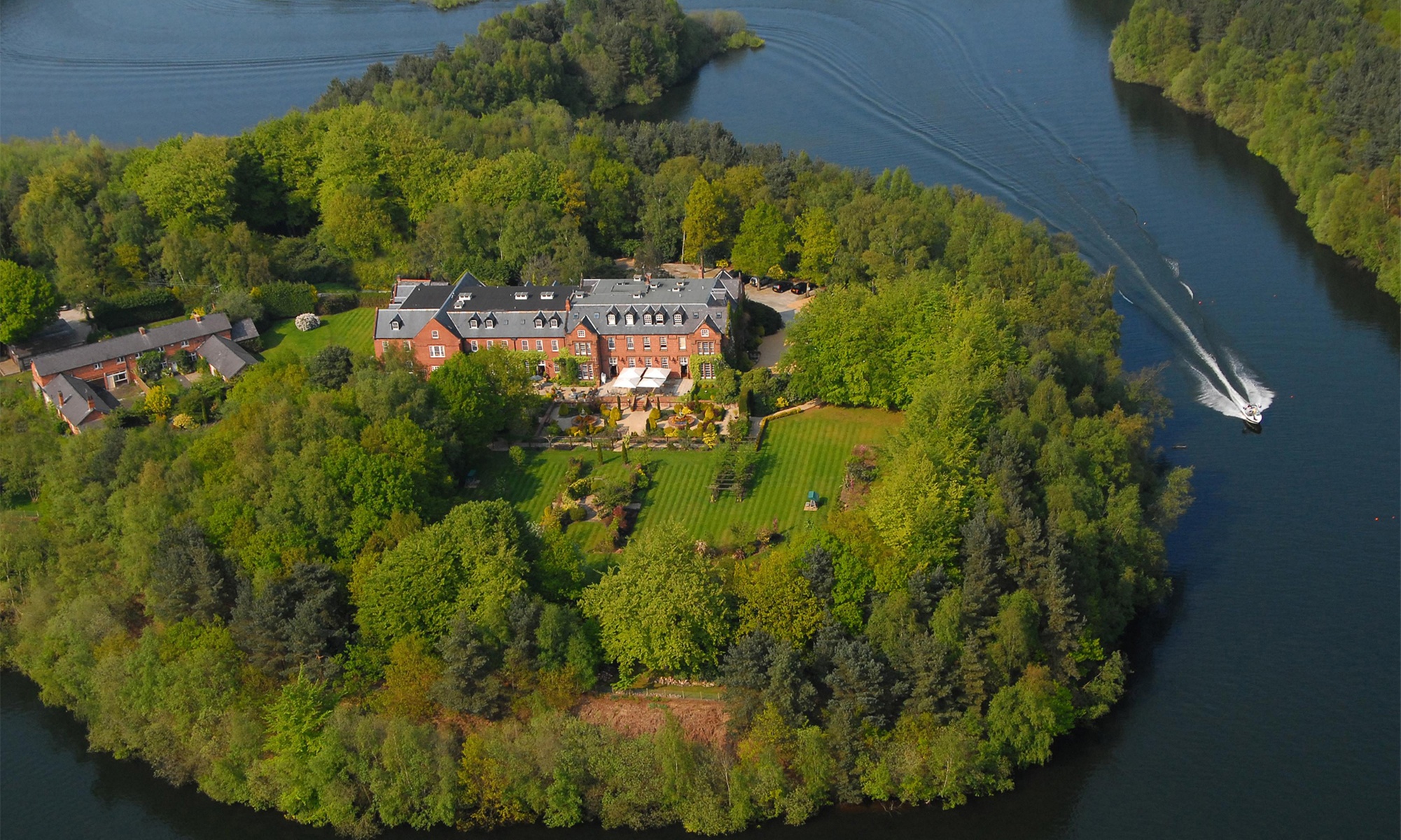 Indulge in Luxury: Traditional or Champagne Afternoon Tea