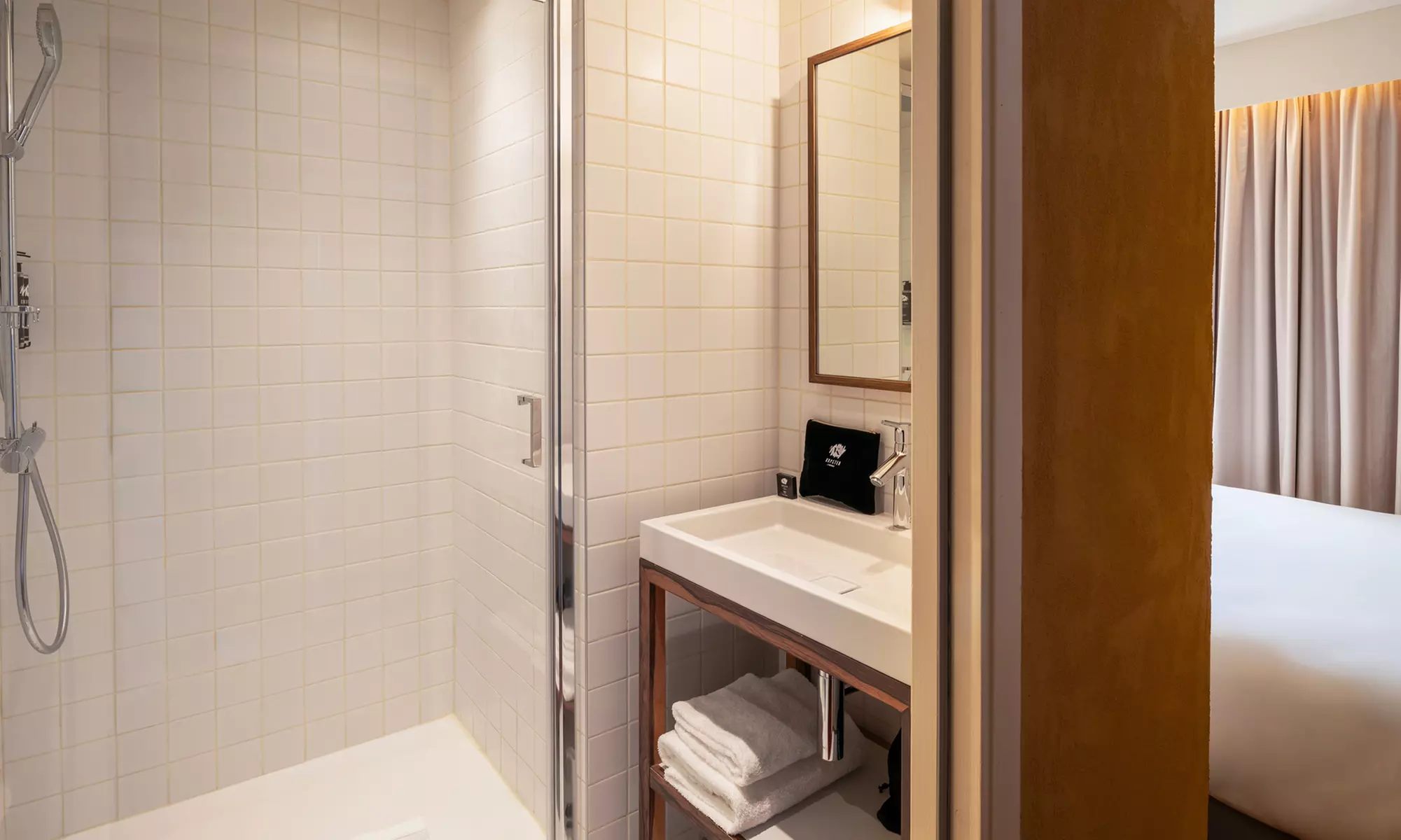 Paris: Doppelzimmer mit optionalem Frühstück und Pizza