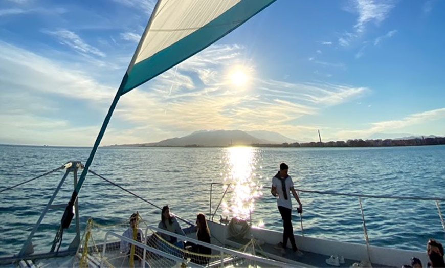 Image 6: Descubre Málaga desde el mar: paseo en catamarán con Mundo Marino