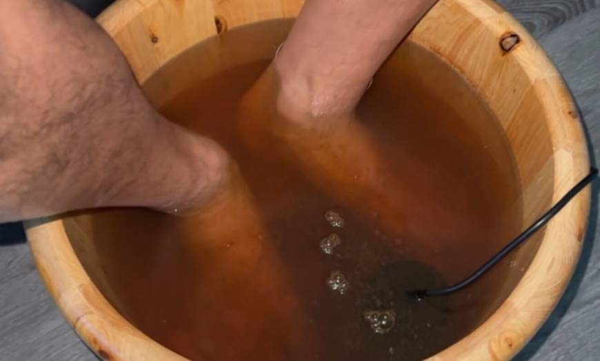 Image 2: Recharge with One, Two, or Three Ionic Detox Foot Baths

