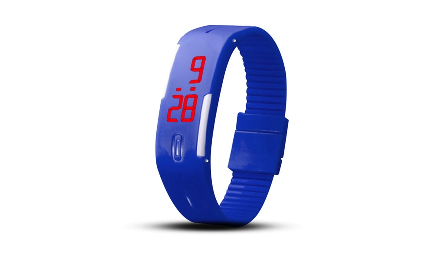 Image 6: Kids' Digital Sports Watch