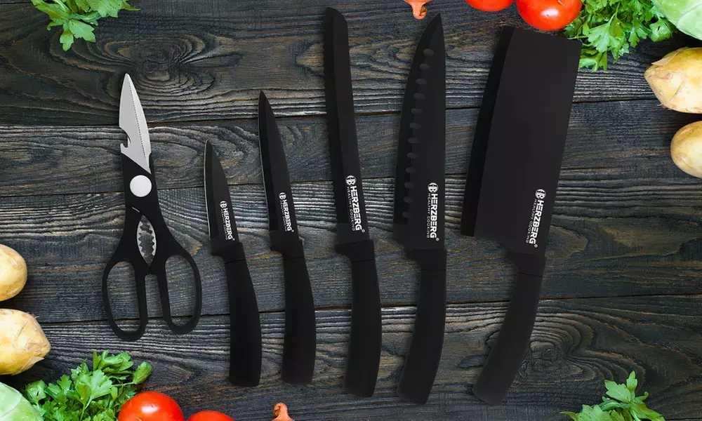 Ensemble 8 pièces avec couteaux, aiguiseur, ciseaux et support