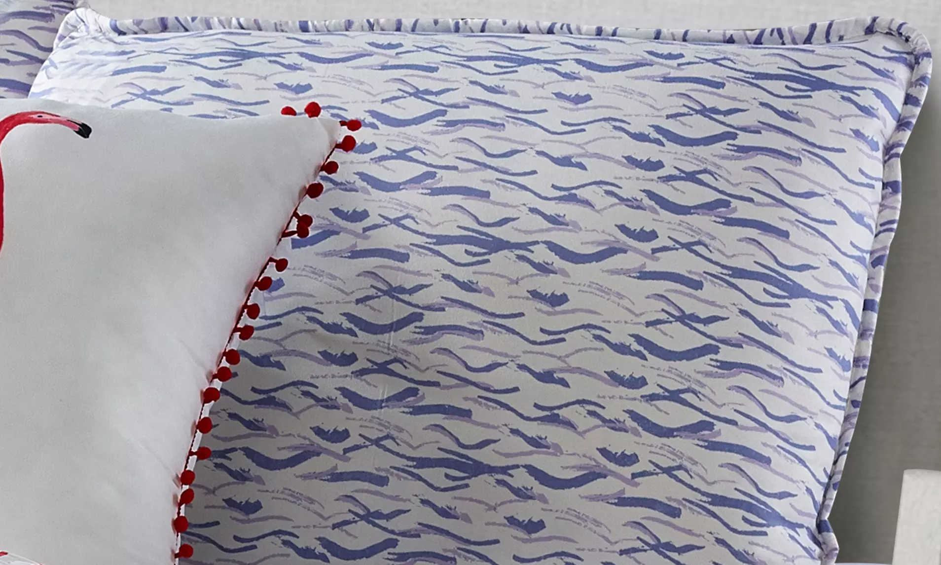 Harper Lane Flamingo-Patterned Quilt Set (4-Piece) - Second Medium