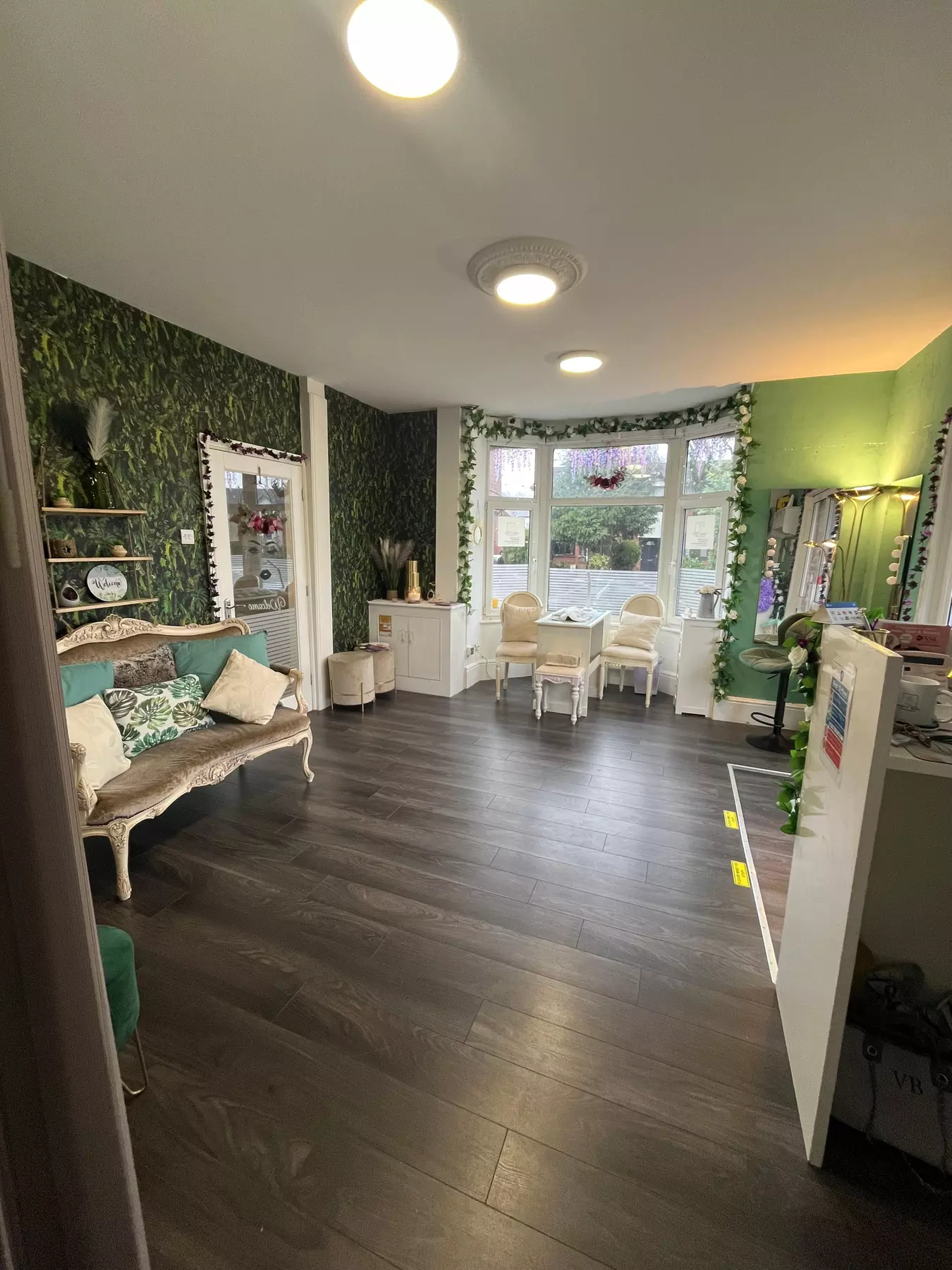 Up to 50% Off on Microblading at Vanity Box