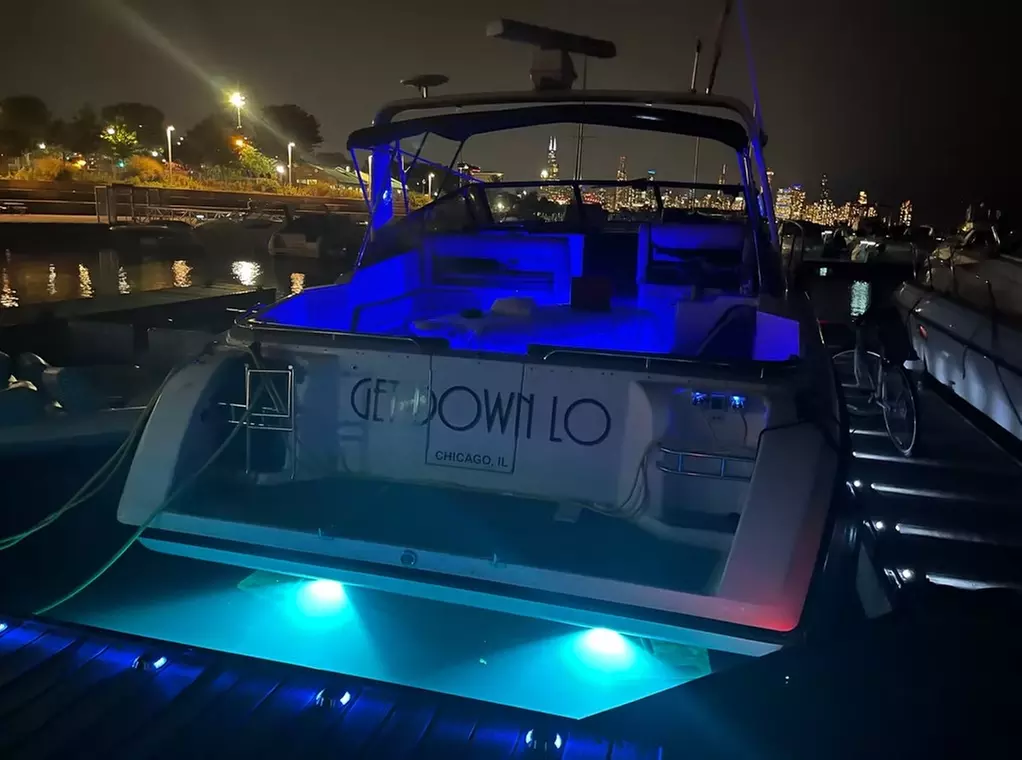 Enjot 2, 3 or 4 Hour Boat Charter (up to 13 people)