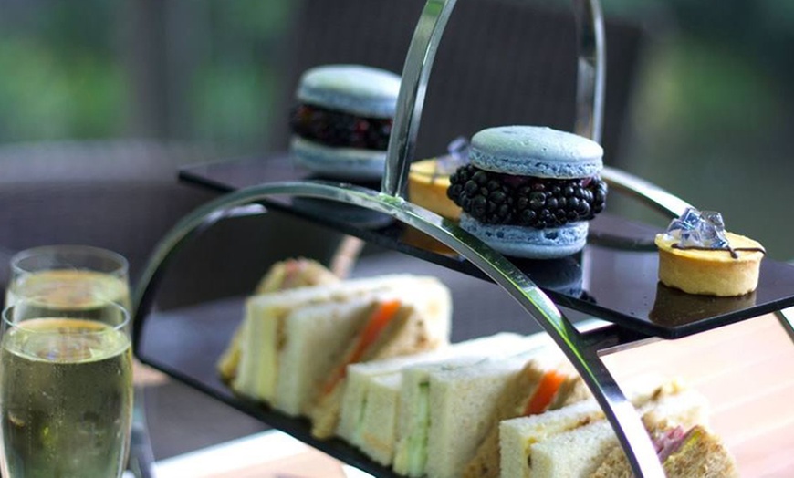 Image 3: 5* Afternoon Tea with Prosecco