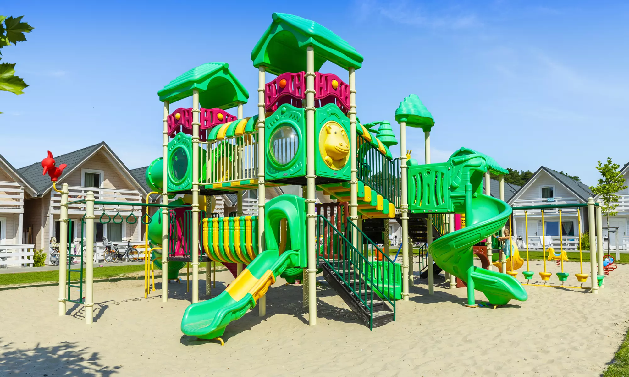 Morze/góry, 7 lokalizacji: 3-5 nocy dla 4 lub 9 osób