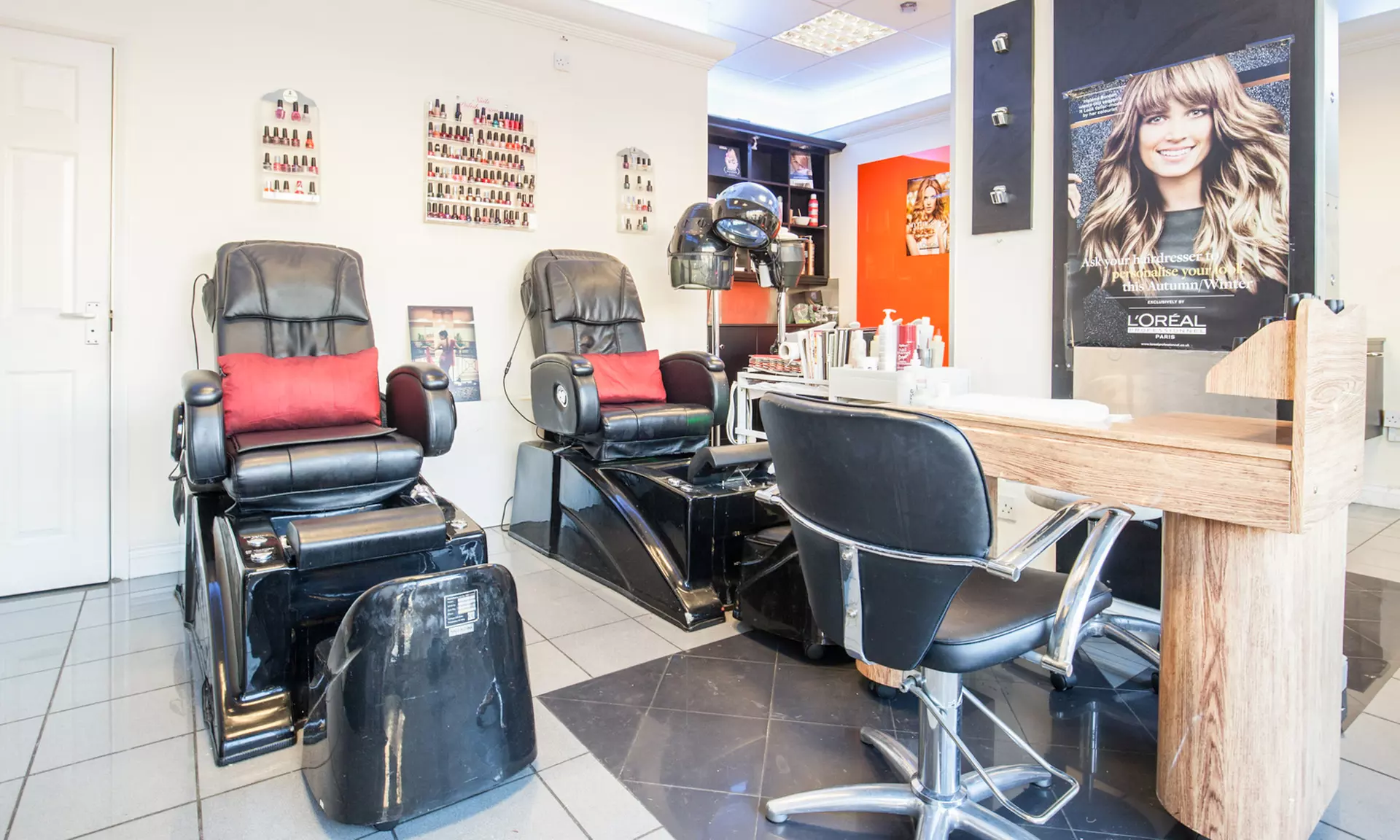 Haircuts, Highlights & Blow-Dry – Expert Salon Packages