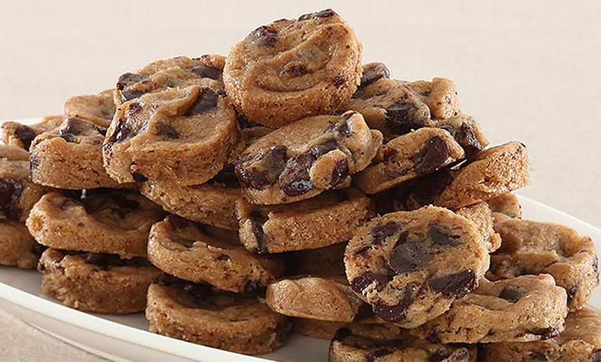 Image 3: Mrs. Fields Cookies: $20 Spend