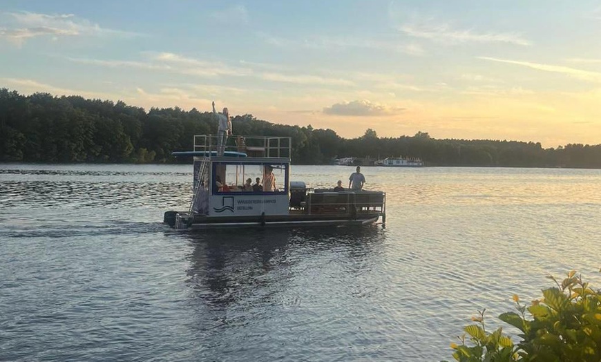 Image 11: 8 Std. Grillboot mieten in Berlin für bis zu 14 Personen (Mo-Do)