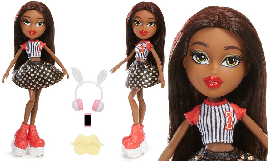 Image 9: Bratz Puppen