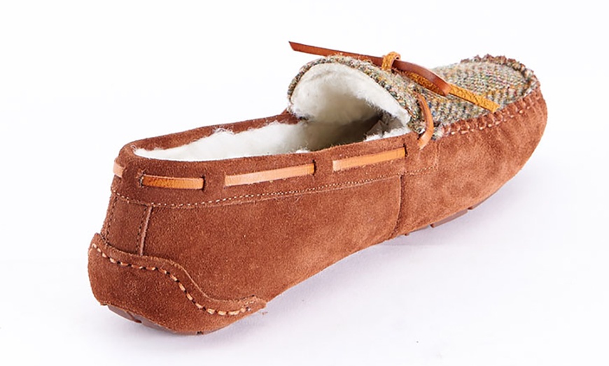 Image 27: Women's Suede Slippers