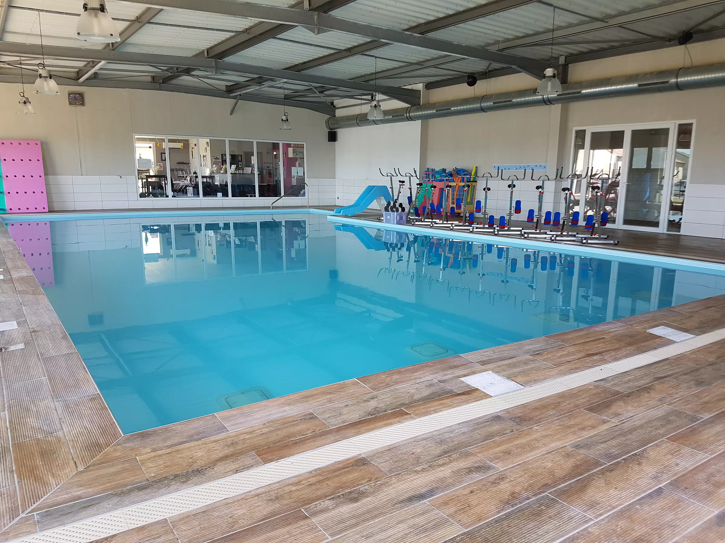 3 ou 5 séances d'aquabike, aquagym, aquatraining, aquarelax ou abdos flash au centre Le Lugon Bleu - Second Medium