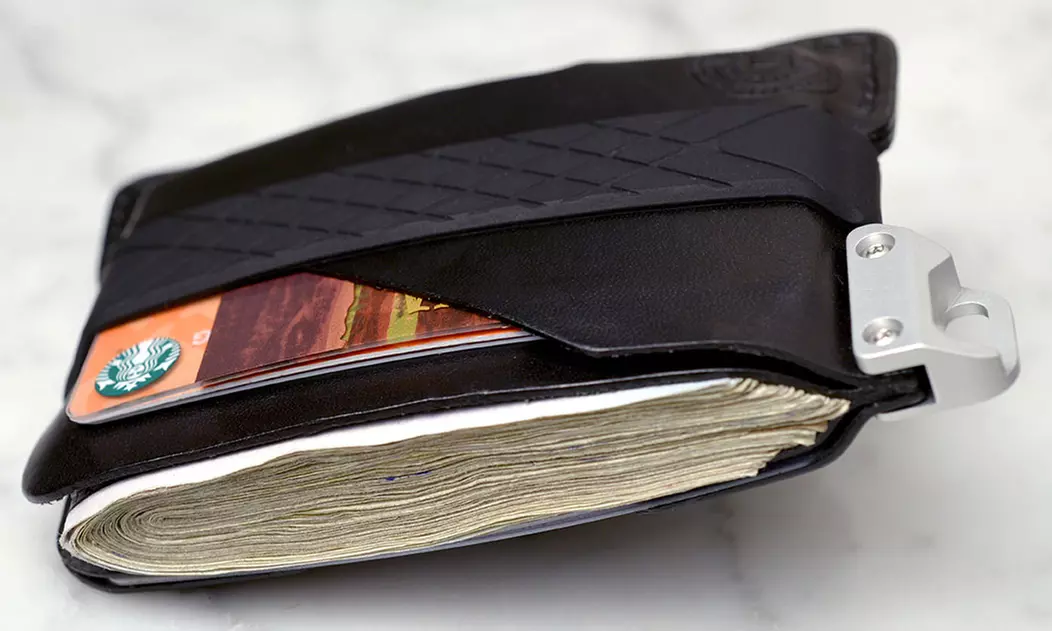 Dango C01 Men's Civilian Wallet with Tether and Band - Second Medium