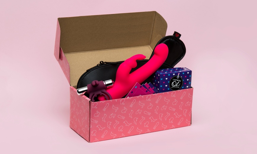 Image 2: Lovehoney Love Toys Gift Set