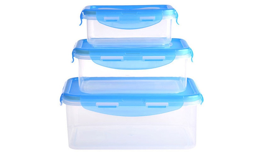 Image 2: Three-Piece Food Storage Container Set