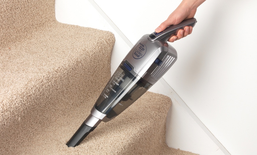 Image 2: Salter Cordless Vacuum Cleaner