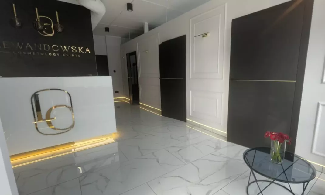 Lipolaser, presoterapia lub elektrostymulacja mięśniowa EMS