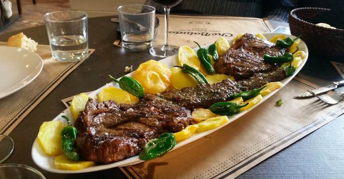 Menú de chuletón o parrillada argentina en restaurante de Valencia