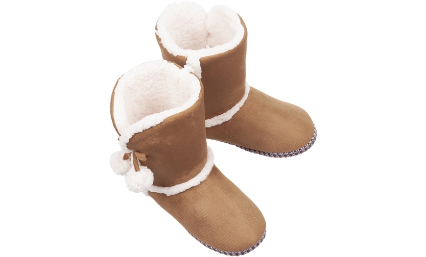 Image 5: Warm Bootie Slippers
