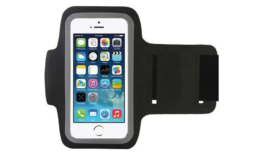 Image 2: Universal Sports Armband