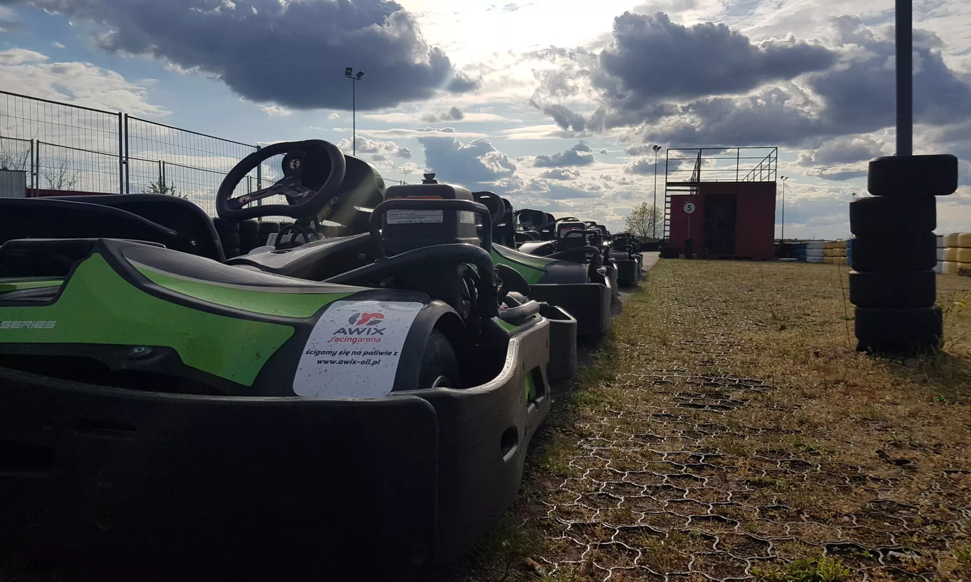 Poczuj adrenalinę: przejazdy gokartem Time Attack SR5 2024 9 KM