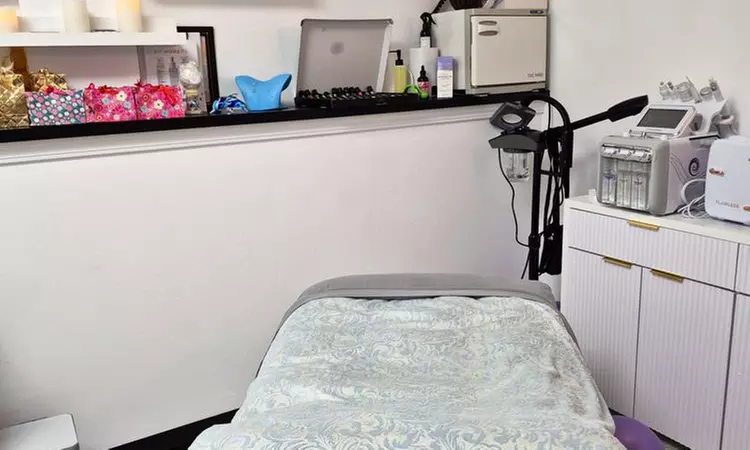 90-Minute 1, 3, or 5 Dubai Signature Luxury Chemical Peel Facials