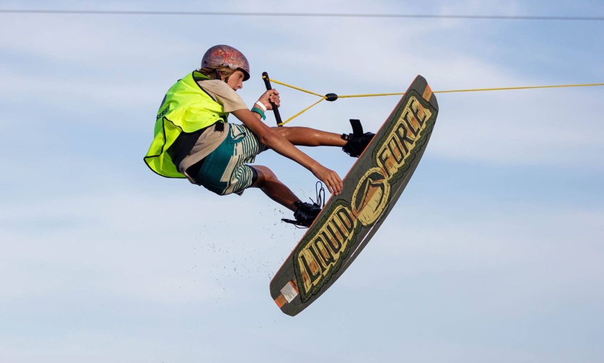 Image 3: Wakeboard or Kneeboard Session