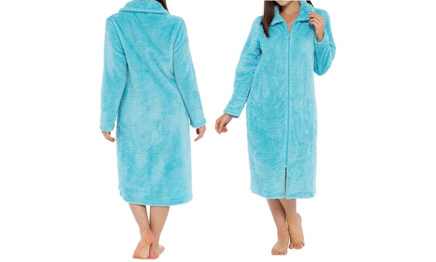 Image 2: Fleece Zip-Up Robe