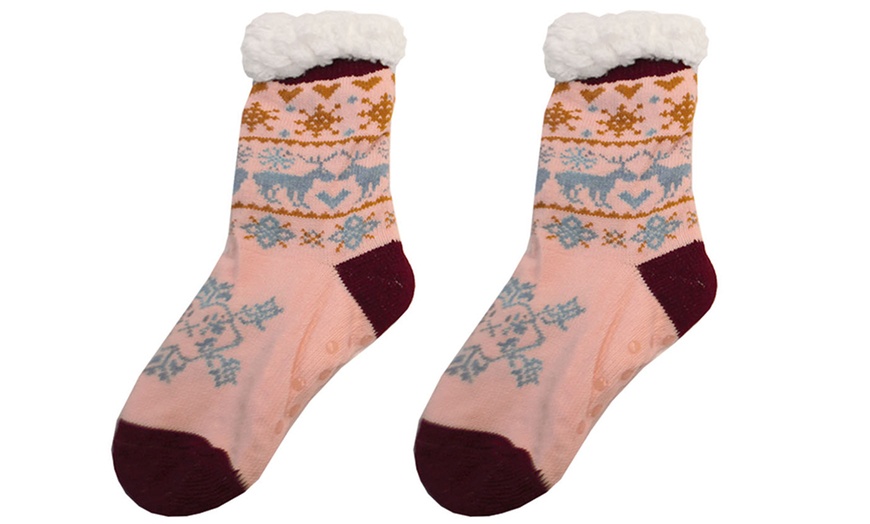 Image 11: Festive Warm Sherpa Fur Slipper Socks