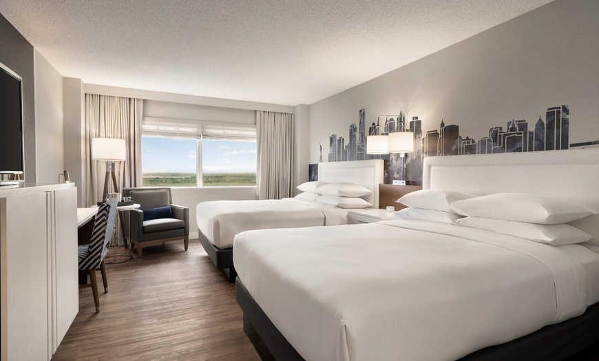 Image 5: The Park Hotel at Meadowlands: Family-Friendly & Affordable- Book Now!