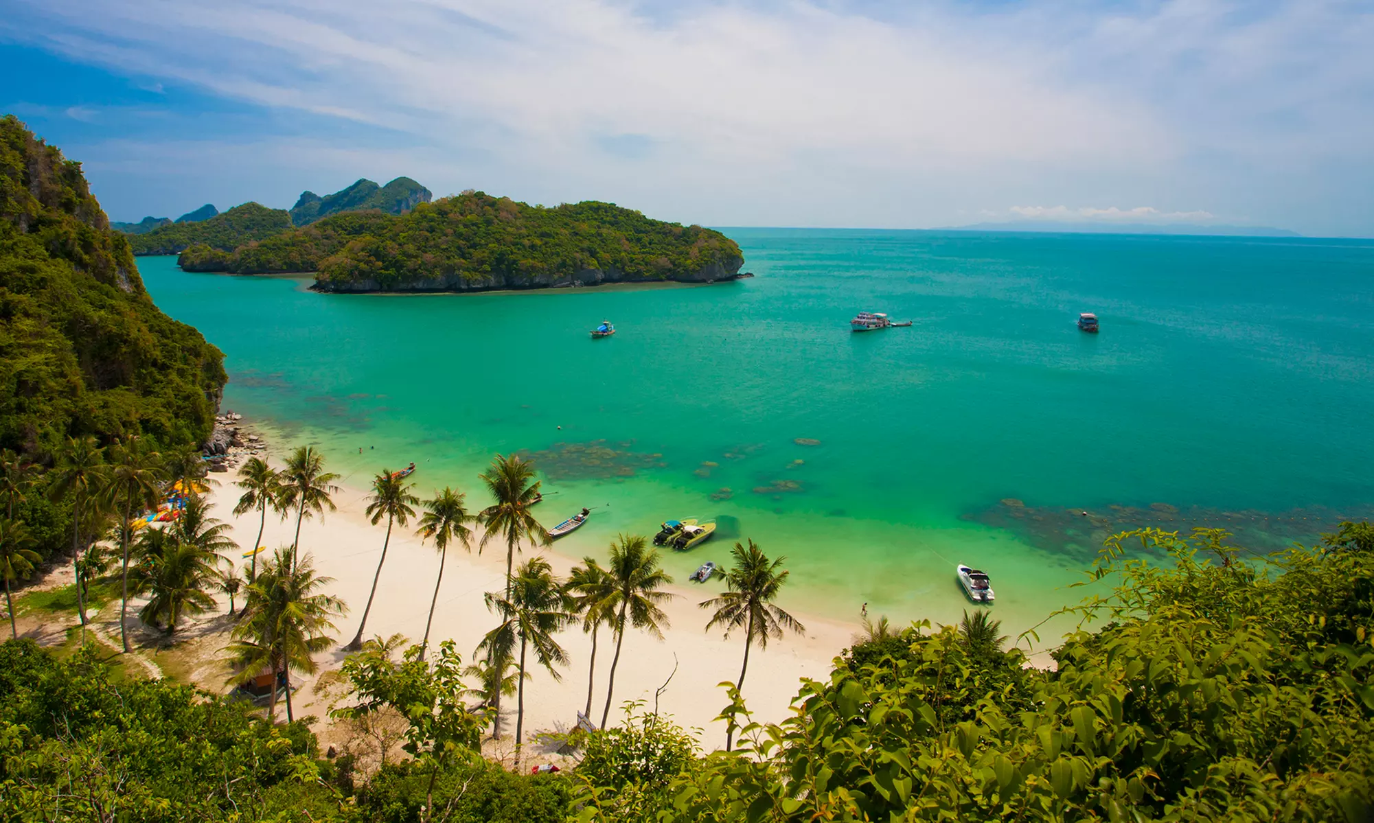 ✈ 12-Day Thailand & China Vacation with Air from Intertrips