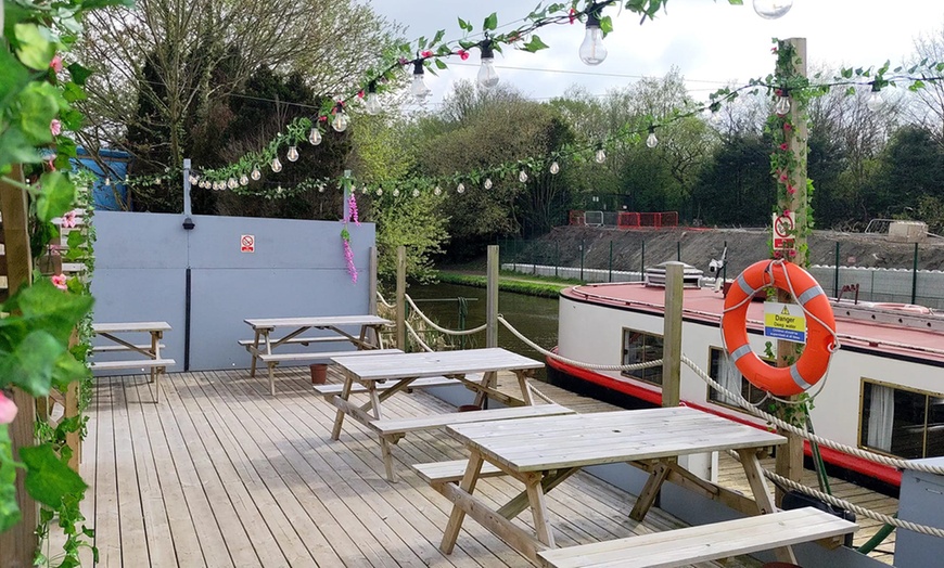 Image 6: Scenic Canal Cruise, Steak Hotpot and Crust Bread