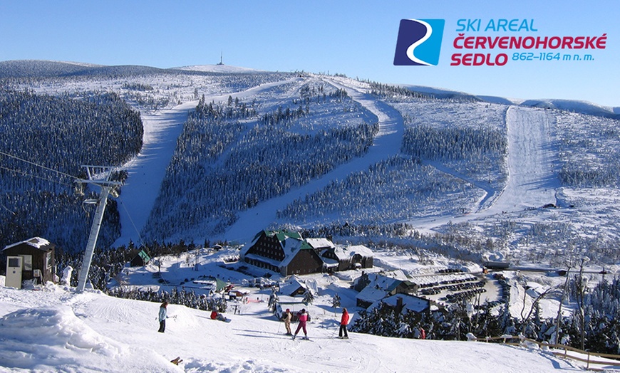 Image 1: Czechy: Całodzienny skipass dla każdego, 30 km od granicy