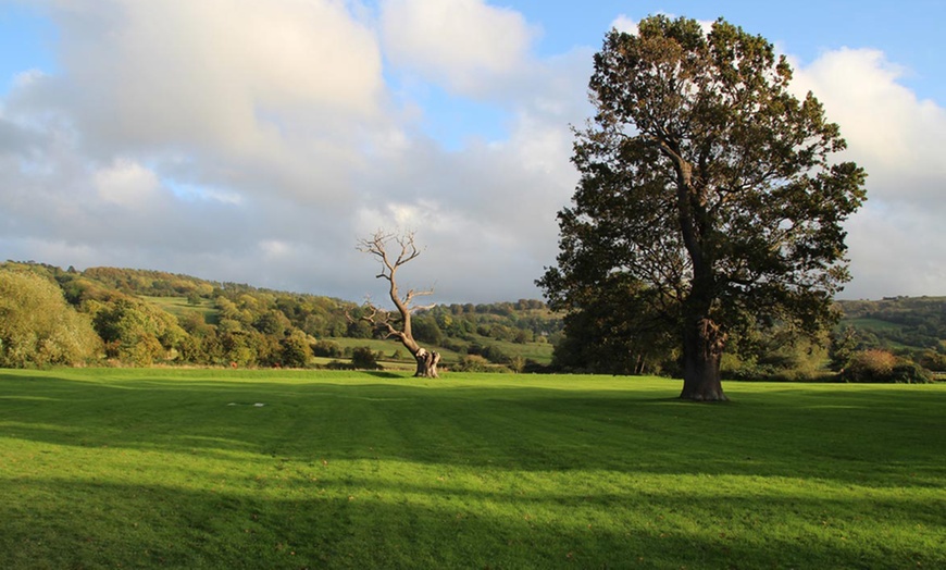 Image 10: 4* Cotswolds Stay