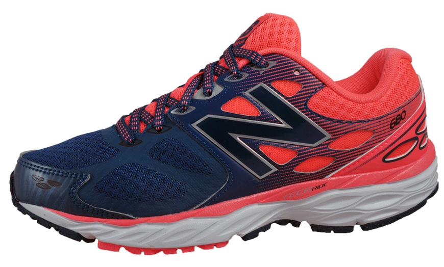 Image 5: New Balance Women's Running Trainers 